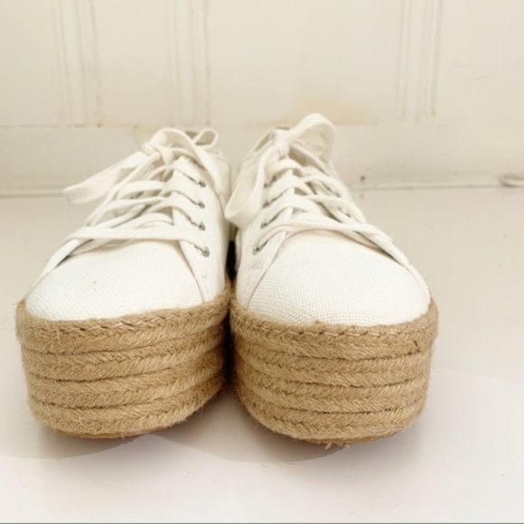 Steve Madden | White Hampton Platform Shoes 9B - Picture 5 of 11